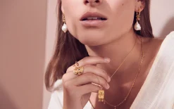 Maanesten Una Necklace Smykke Gull